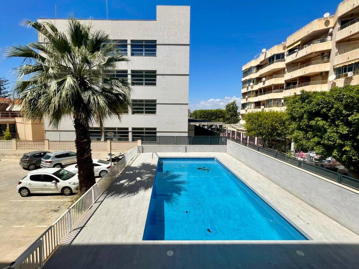 Portus With Pool Apartment